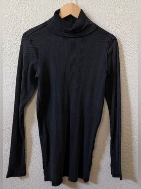 WE THE FREE Size Medium Brynn Long Sleeve Turtleneck Tunic Top Washed Out Black